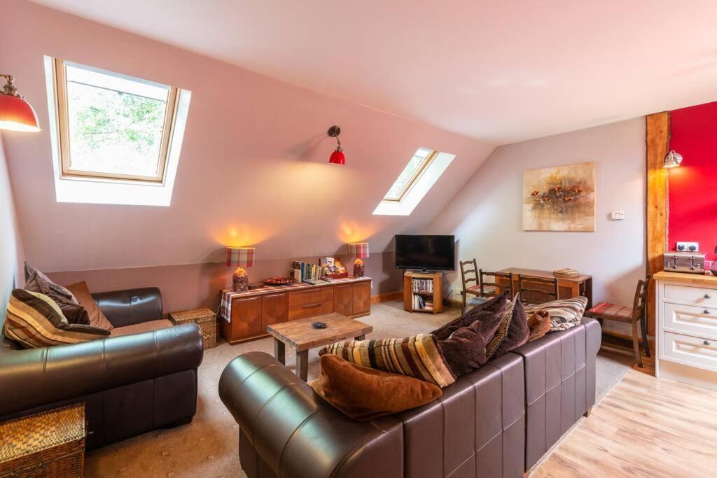 The Beeches Studio, Highlands Of Scotland 牛顿莫尔 外观 照片