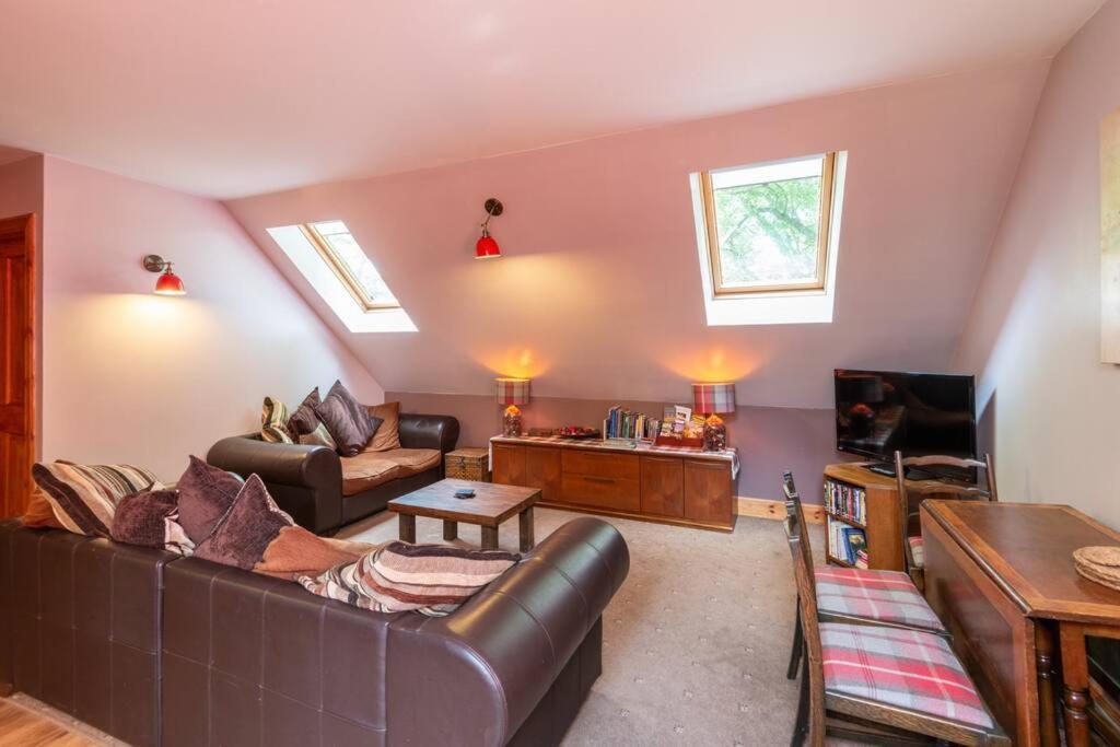 The Beeches Studio, Highlands Of Scotland 牛顿莫尔 外观 照片